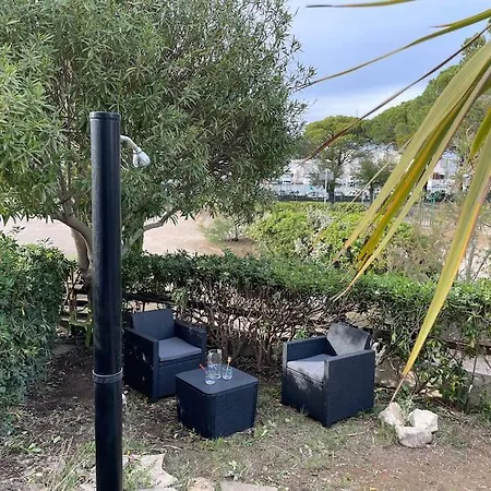 Apartament Spacieux Avec Jardin A 500 Des Plages *